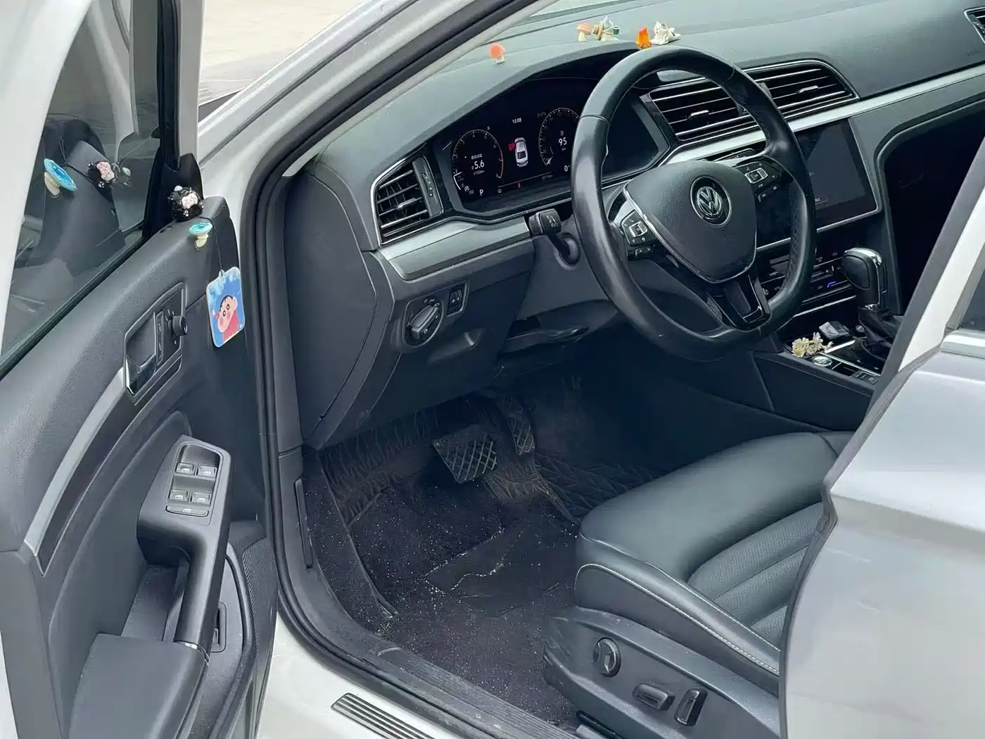 Volkswagen Lamando 2021 280TSI DSG Comfort Edition фото 7