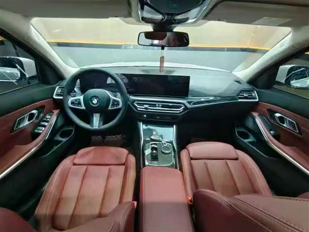 BMW 3 Series 2023 325Li M Sport Package фото 4