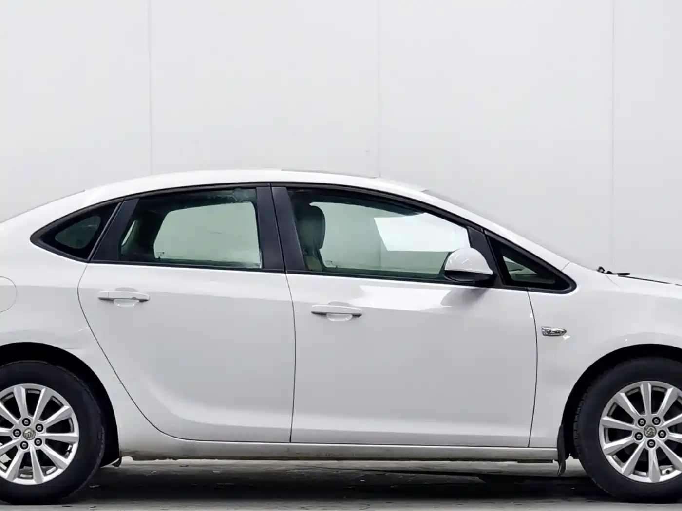 Buick Excelle 2013 Model GT 1.6L Manual Comfort фото 8