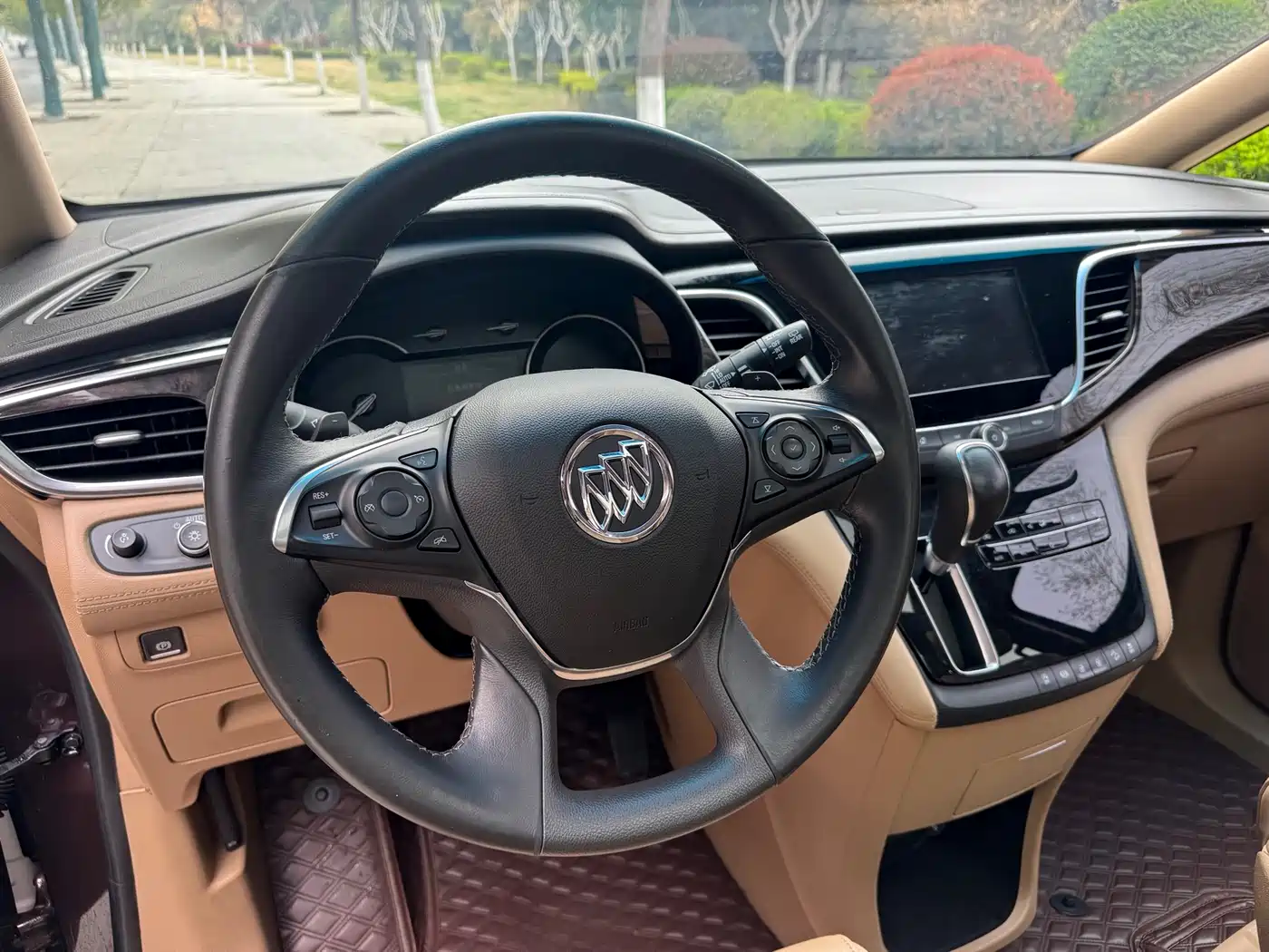 Buick GL8 2018 ES 28T Luxury Type China VI фото 4