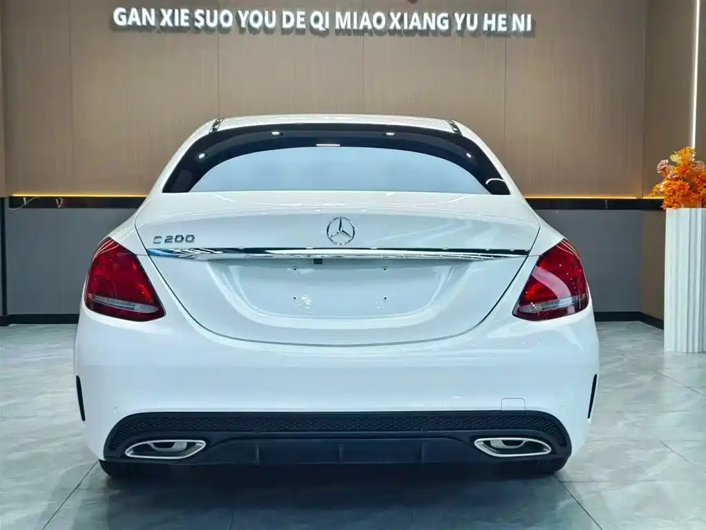 Mercedes-Benz C-Class 2017 C 200 L Sport фото 8