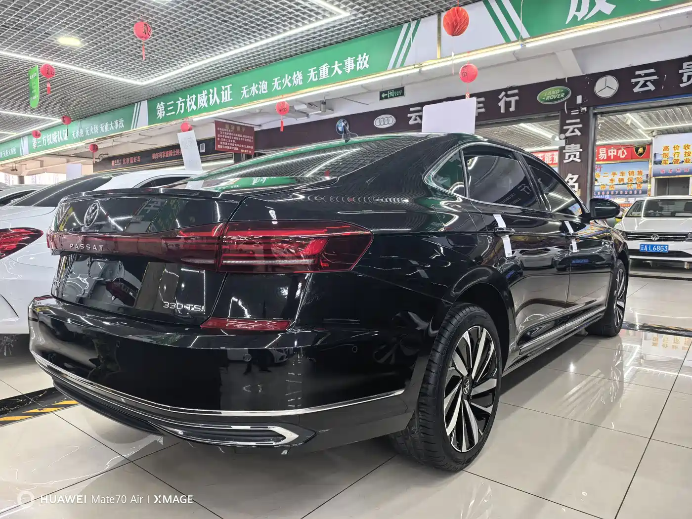 Photo 10 - Volkswagen Passat
