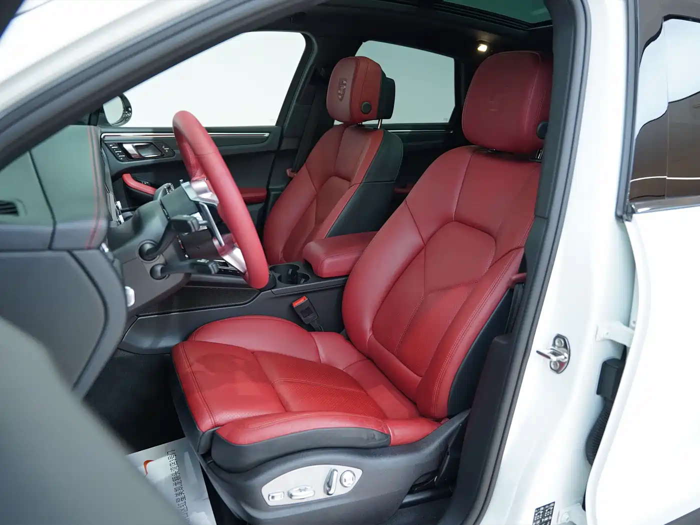 Porsche Macan 2020 Macan 2.0T фото 20