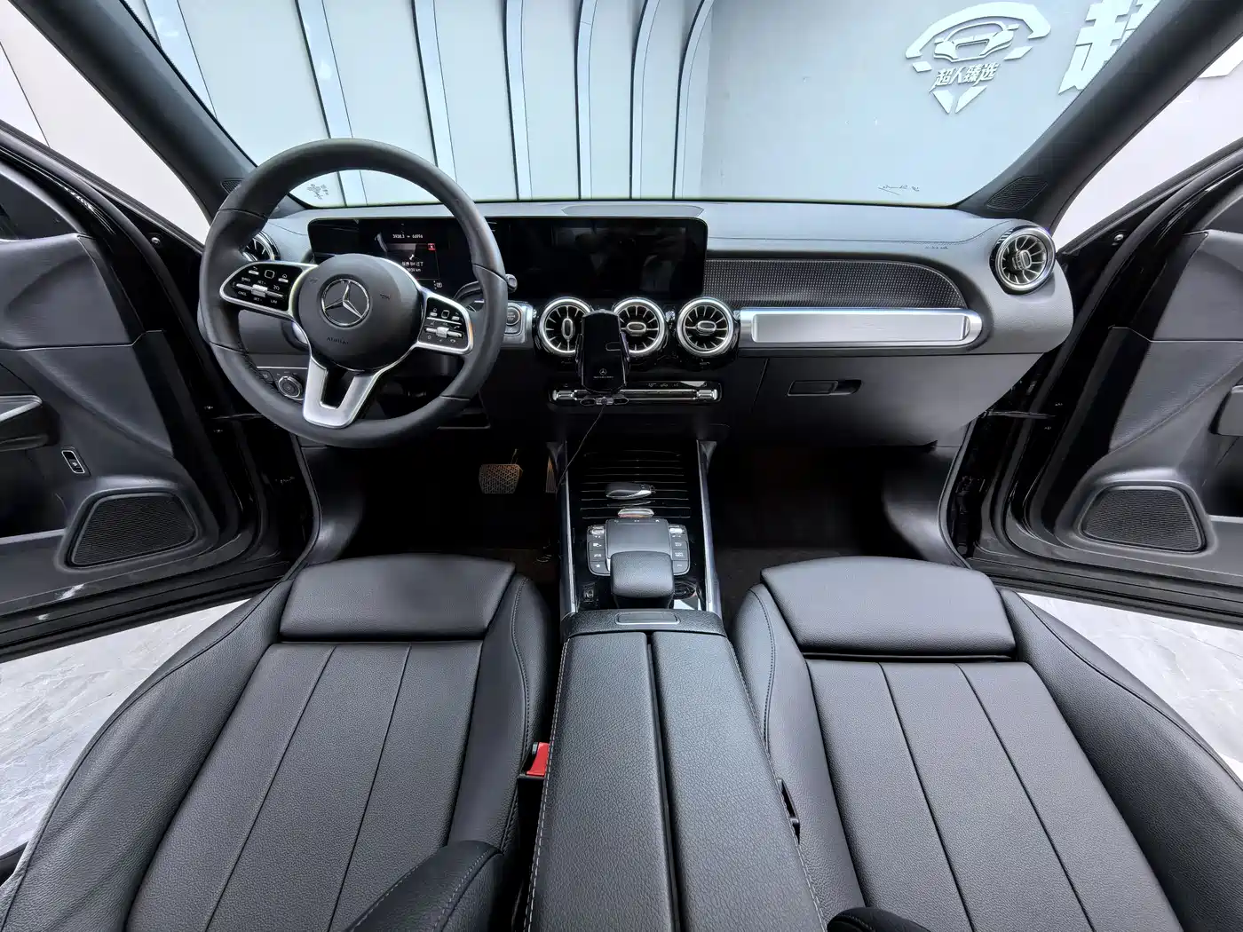Mercedes-Benz GLB 2022 Model GLB 200 Dynamic Edition фото 11