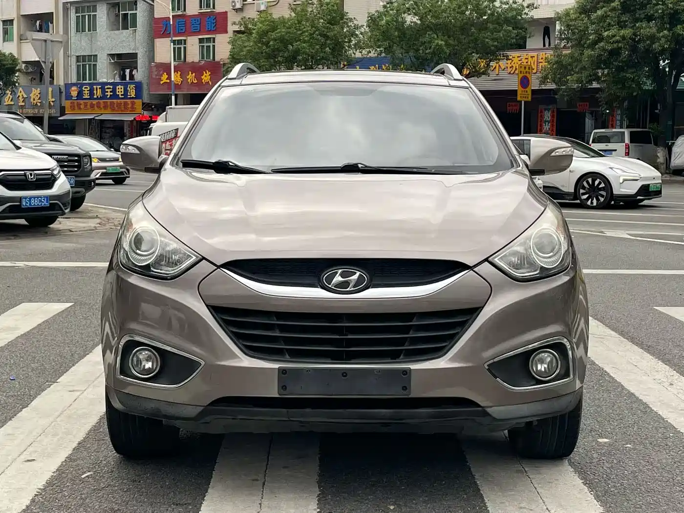 Hyundai Beijing Hyundai ix35 2010 2.4L Automatic 2WD Premium GLS фото 2
