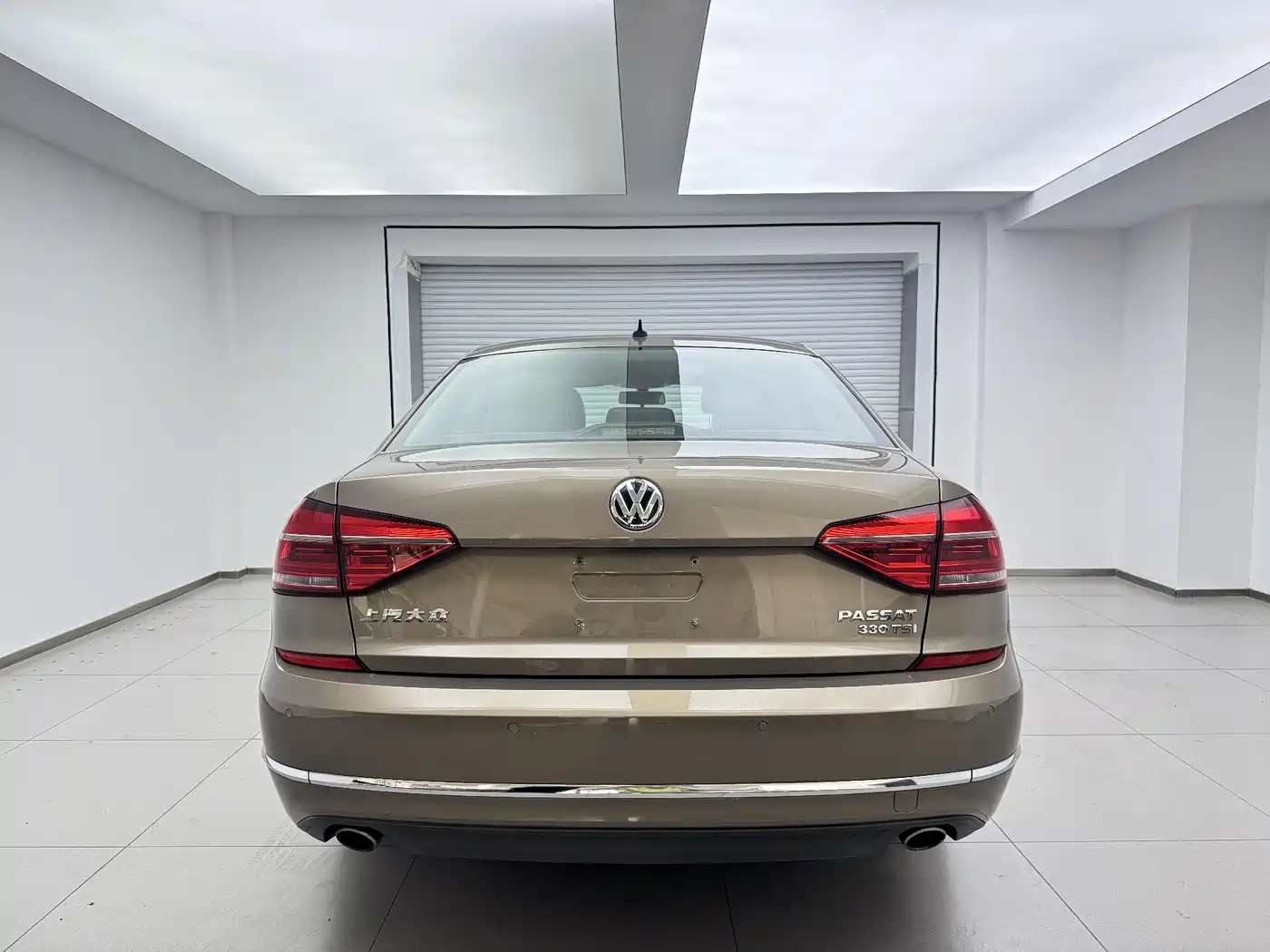 Volkswagen Passat 2017 330TSI DSG Prestige фото 8