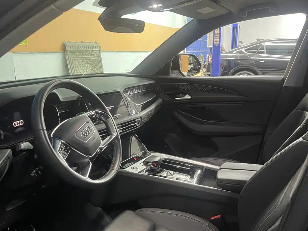 Audi Q6 2024 2024 40 TFSI quattro Cloud View Yulin Package 7-seater