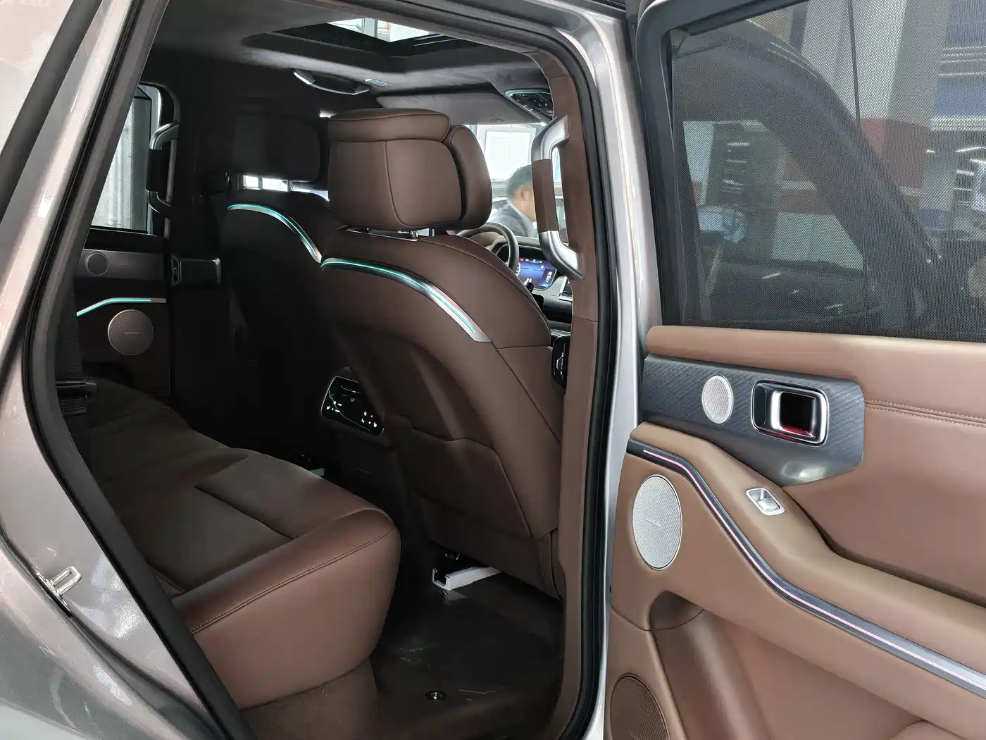 TANK TANK 700 NEW ENERGY