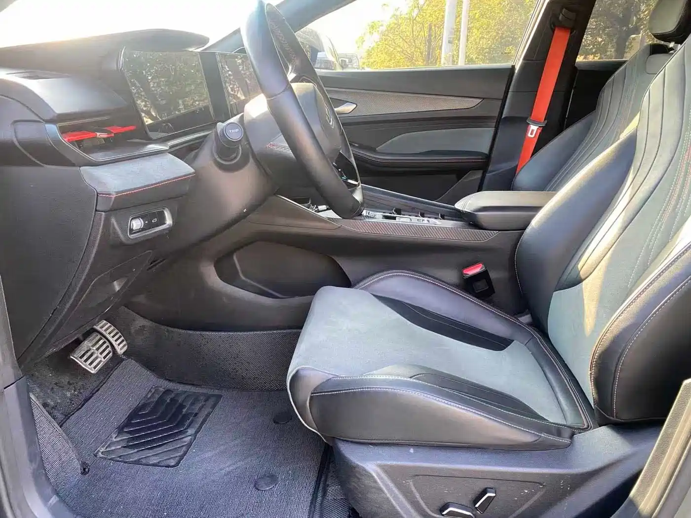 GEELY AUTOMOBILE BINRUI