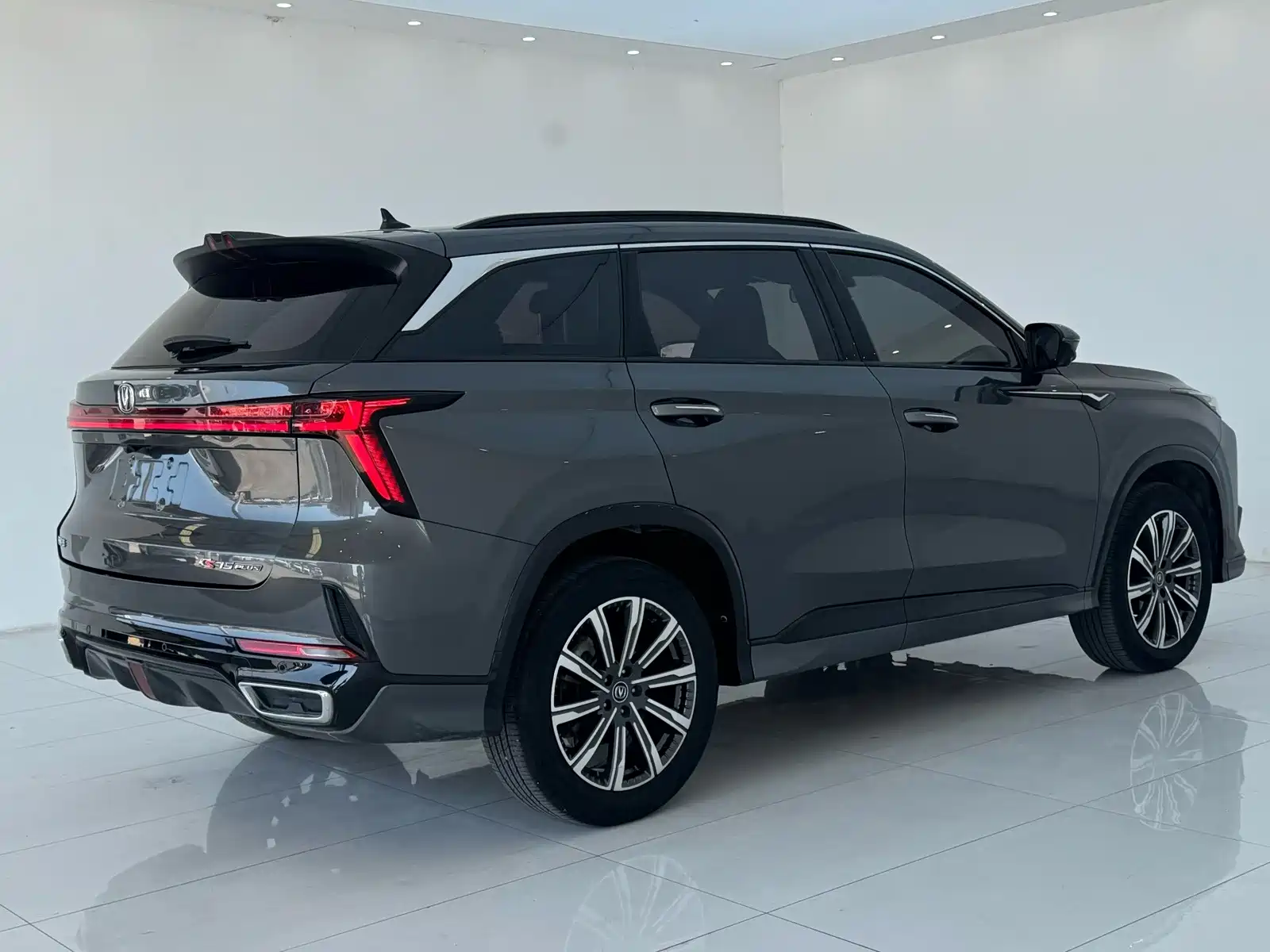 Фото 9 - Changan CS75 PLUS