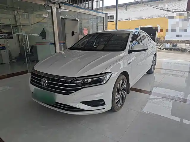 Volkswagen Sagitar 2021