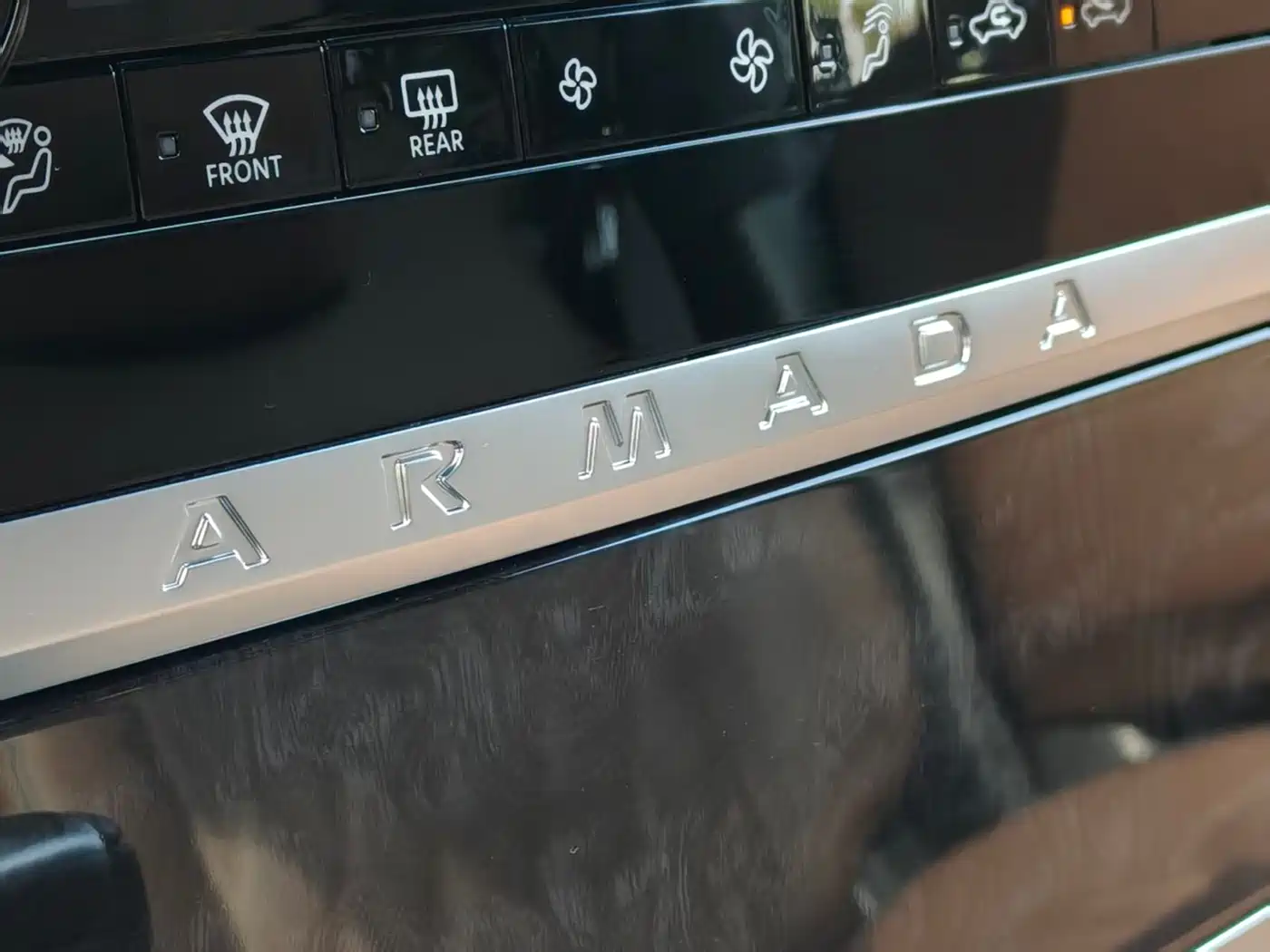 Nissan Patrol 2023 ARMADA 5.6L Armada Flagship Edition фото 15