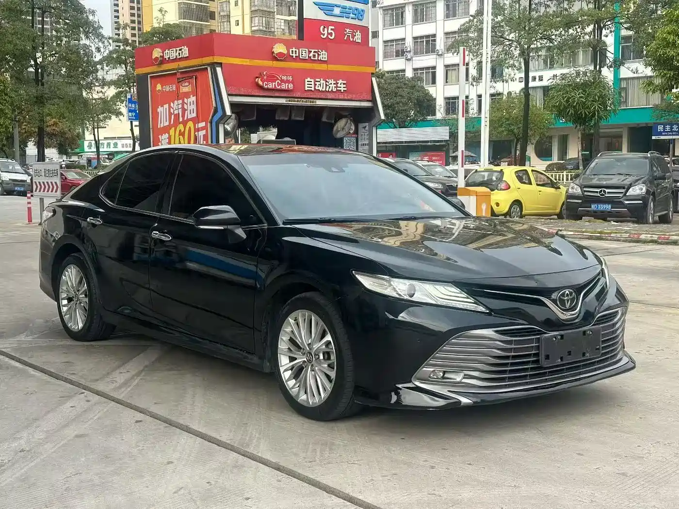 Toyota Camry 2019 Facelift 2.5G Luxury Edition фото 2