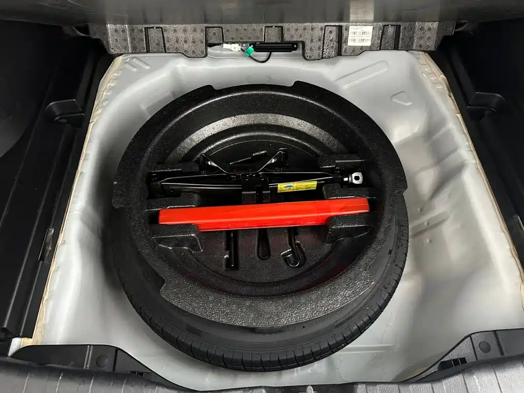 Haval M6 2023 2023 PLUS 1.5T DCT Luxury Smart Connect