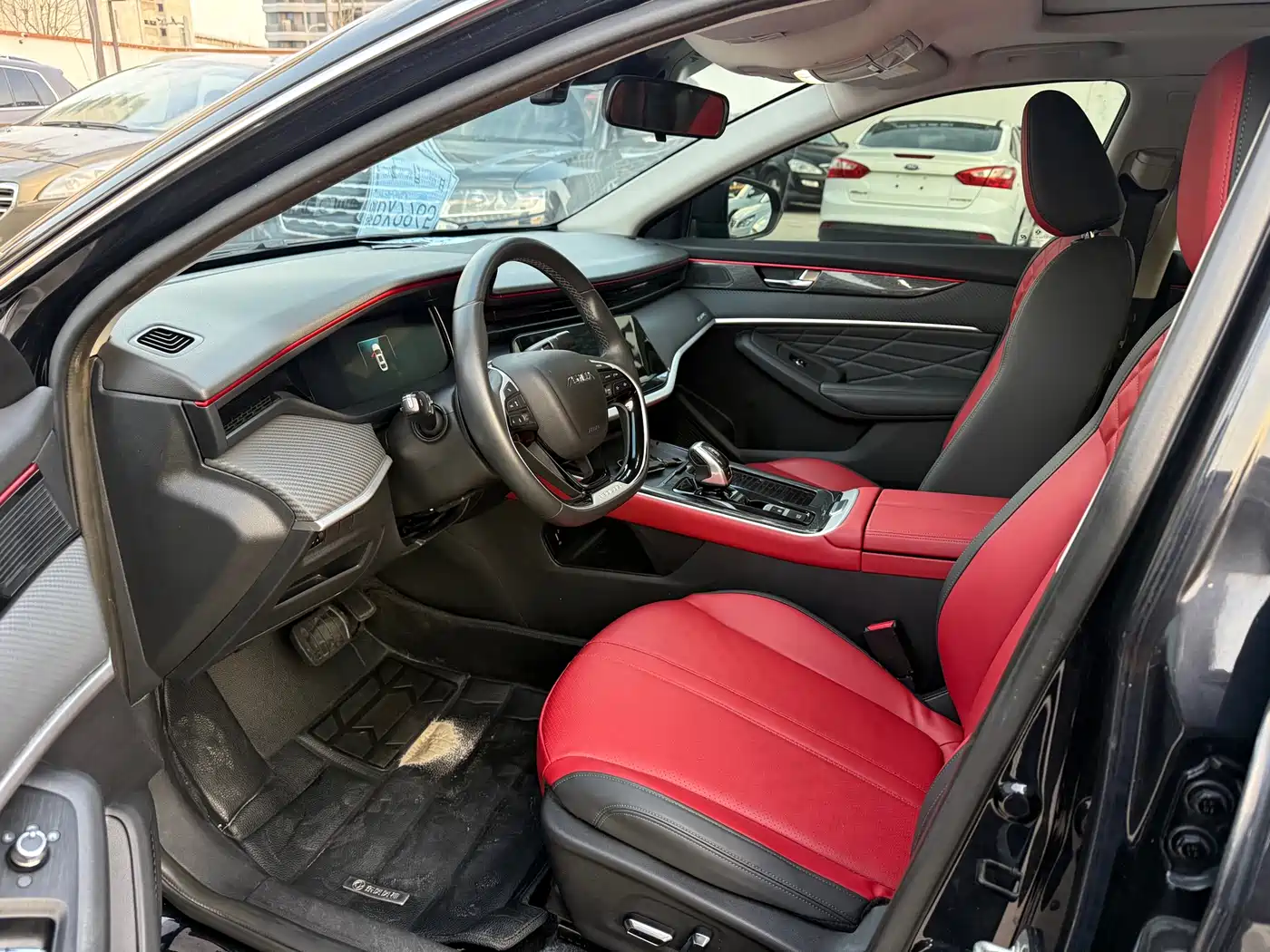 DONGFENG YI HYUN MAX