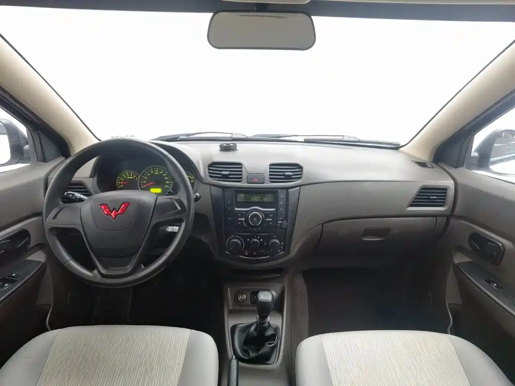 Wuling Motors Wuling Hongguang 2025 2021 1.5L S Basic LAR