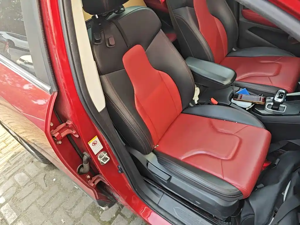 Photo 25 - Haval H2s