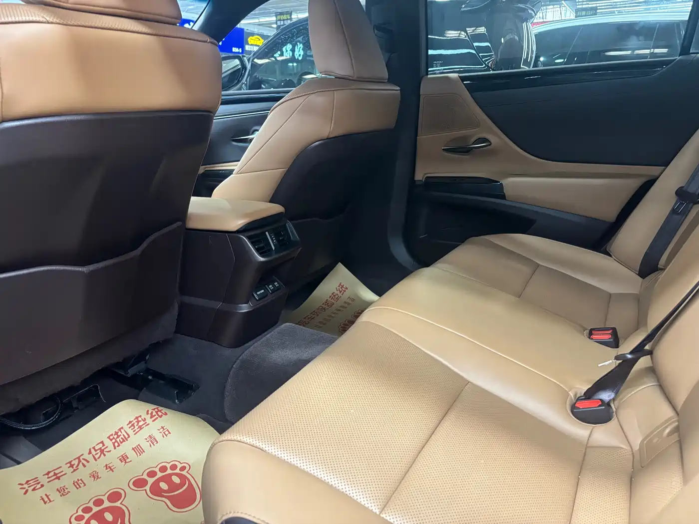 Lexus ES 2020 200 Excellence фото 19