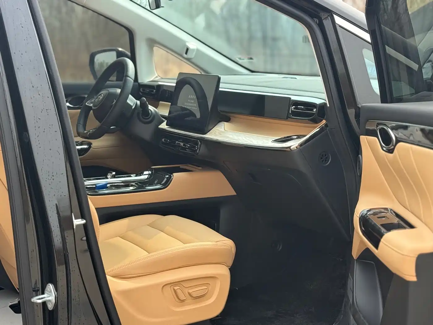 GAC TRUMPCHI E8 NEW ENERGY