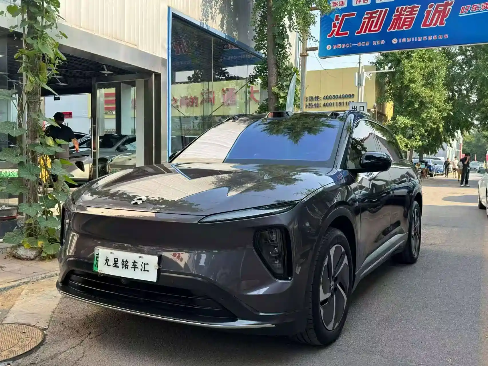Фото 1 - NIO ES6