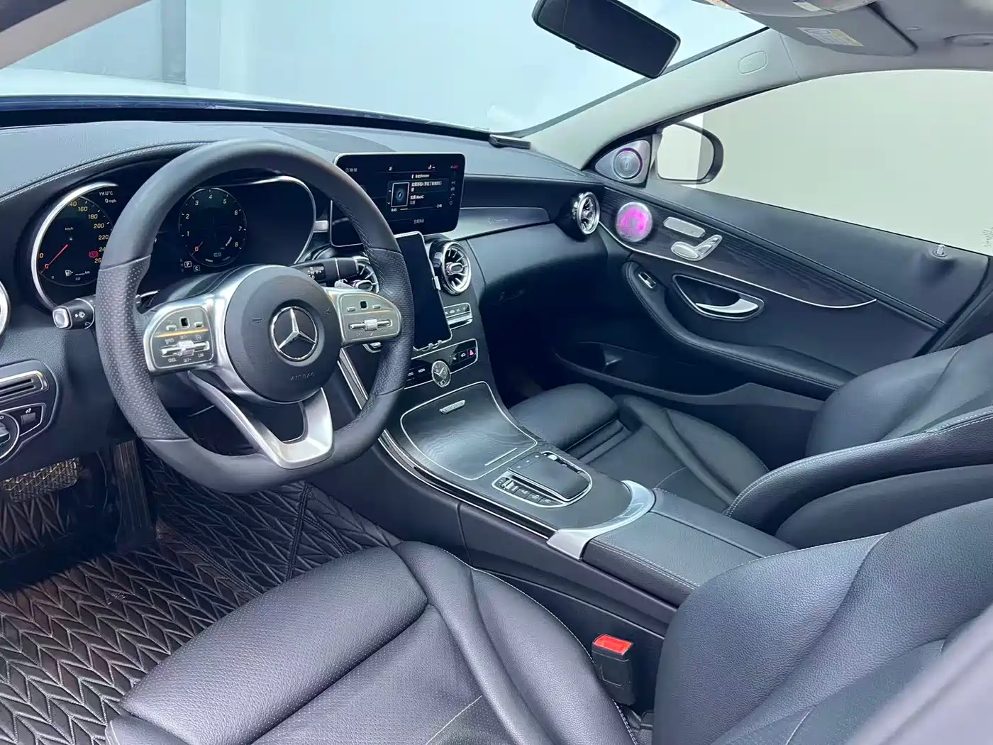 Mercedes-Benz C-Class 2021 C 260 L Sport Starry Exclusive Edition фото 5