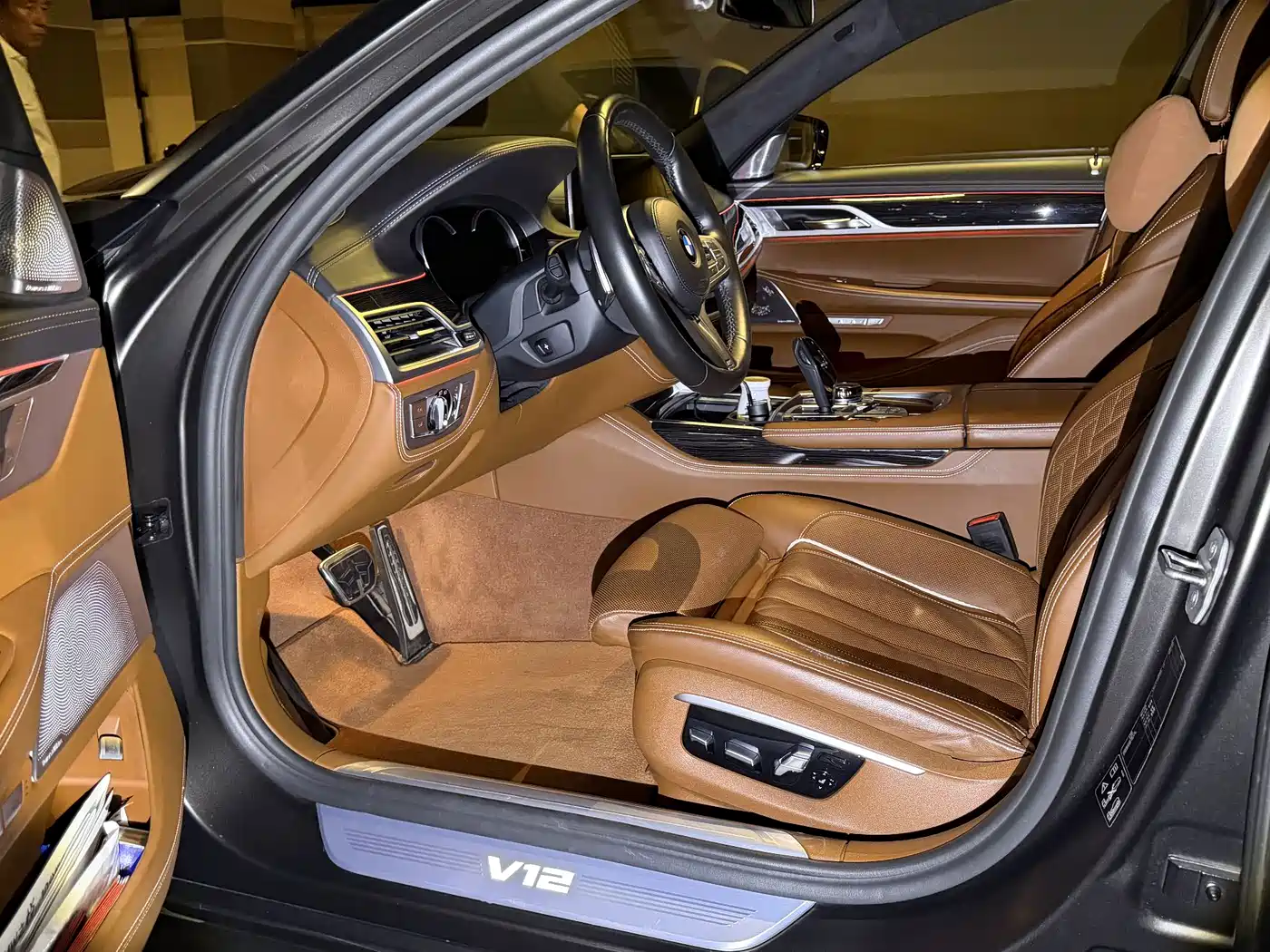 Photo 6 - BMW 7 Series