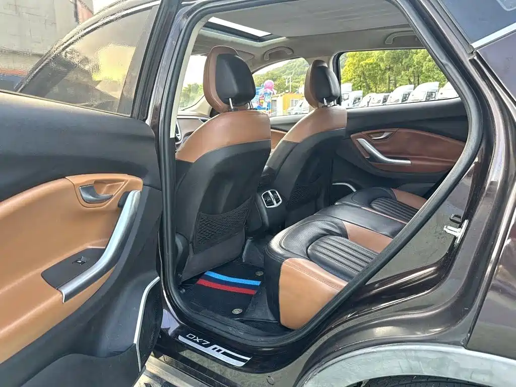 Soueast DX7 2016 2016 1.5T Automatic Glory Edition