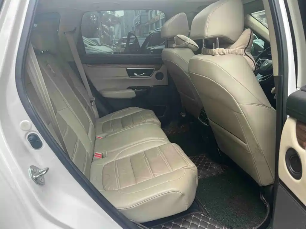 Фото 6 - Honda CR-V