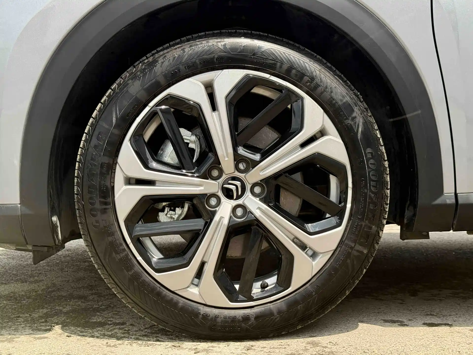 Фото 13 - Citroën Versailles C5 X