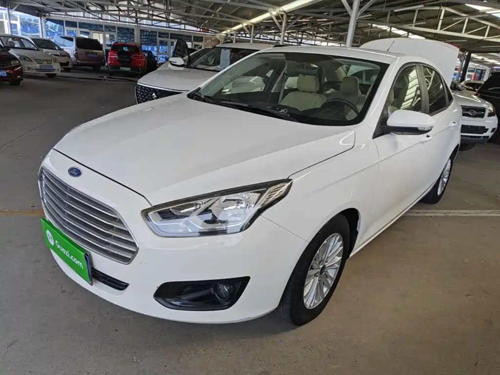 Ford Escort 2015 — пригон из Китая