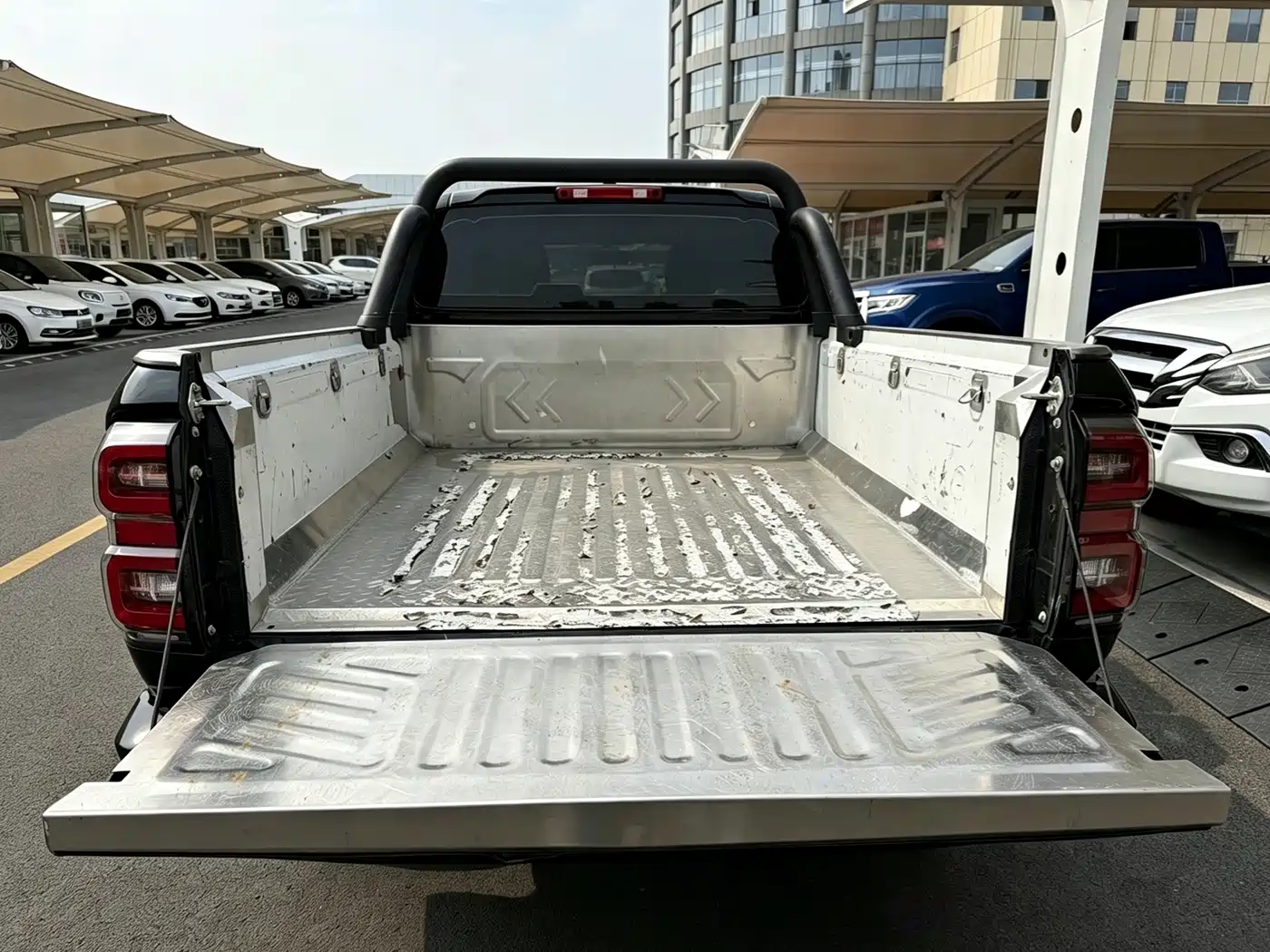 Great Wall King Kong Cannon 2025 2024 Model 2.0T Automatic 8AT Diesel 2WD Elite Flatbed