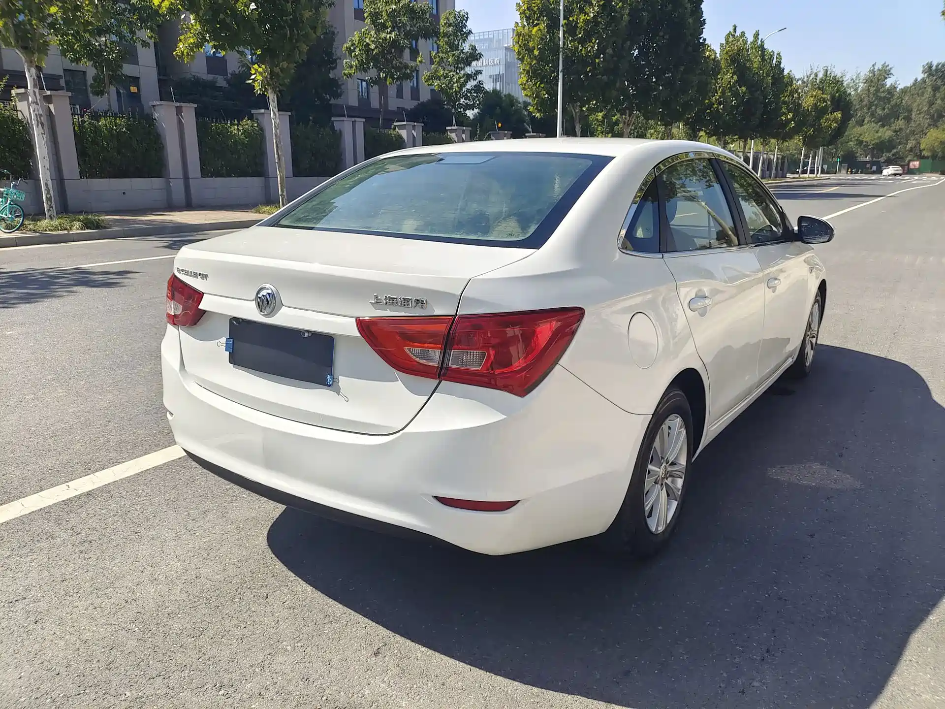 Фото 18 - Buick Excelle