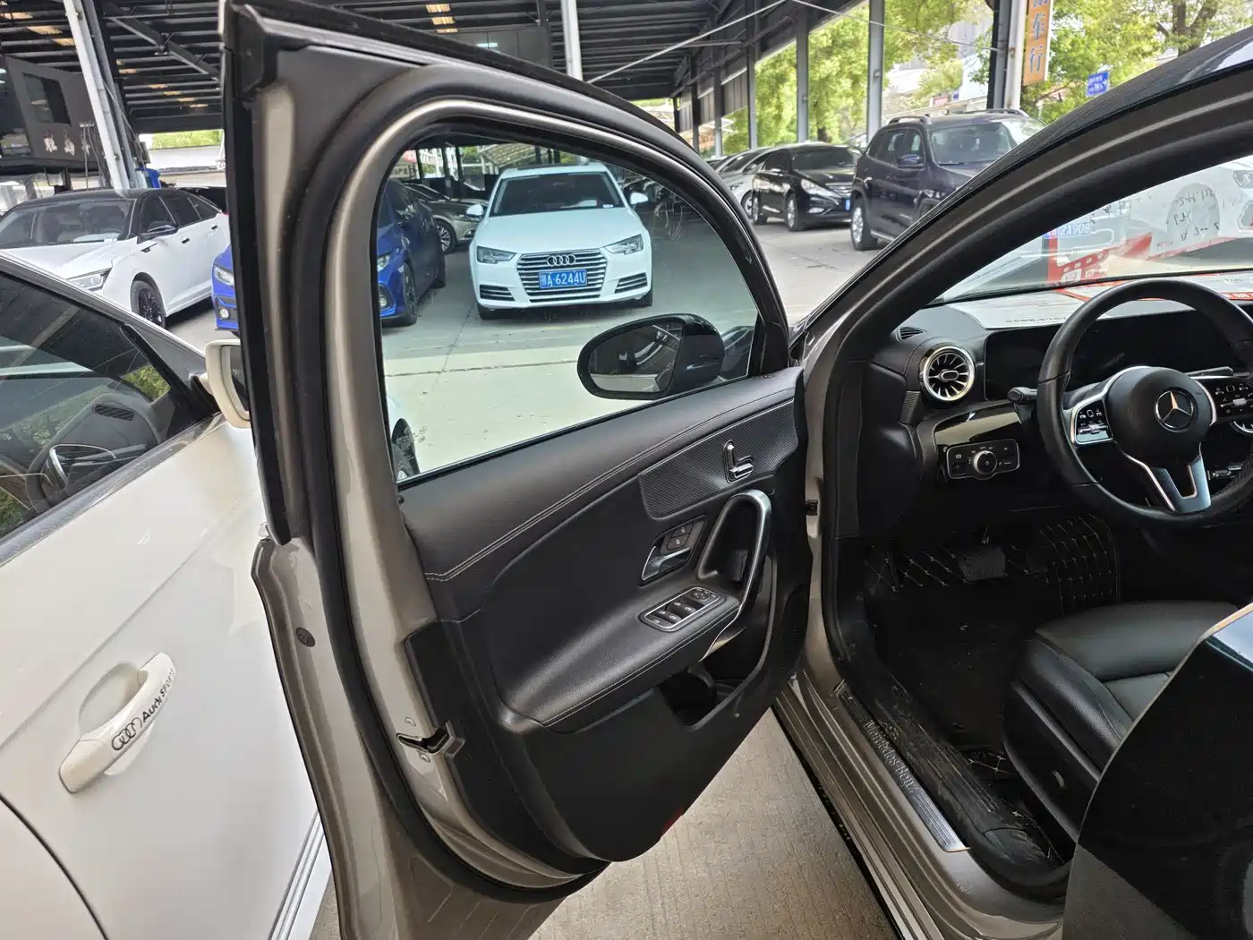 MERCEDES-BENZ A CLASS