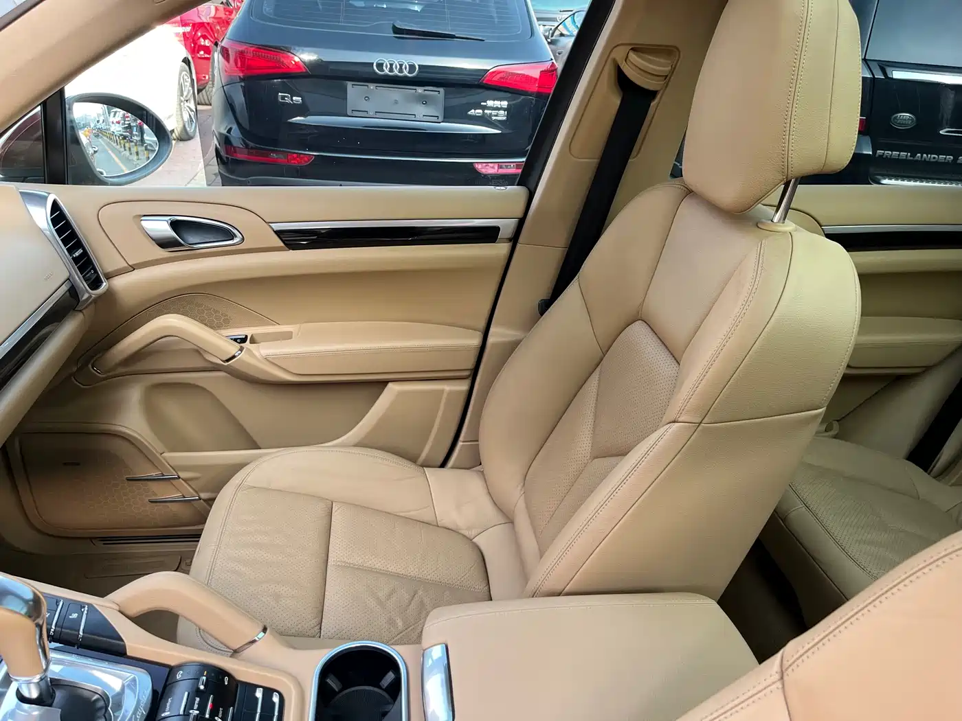 Porsche Cayenne 2011 Cayenne 3.0T фото 10