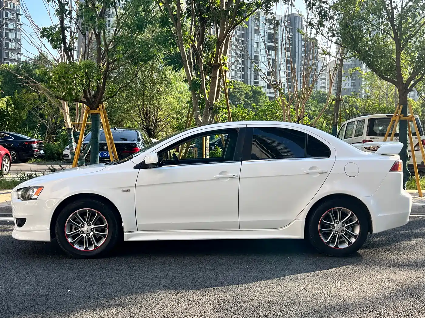 Mitsubishi Lancer EX 2012 Zhishang 1.8L CVT Luxury фото 8