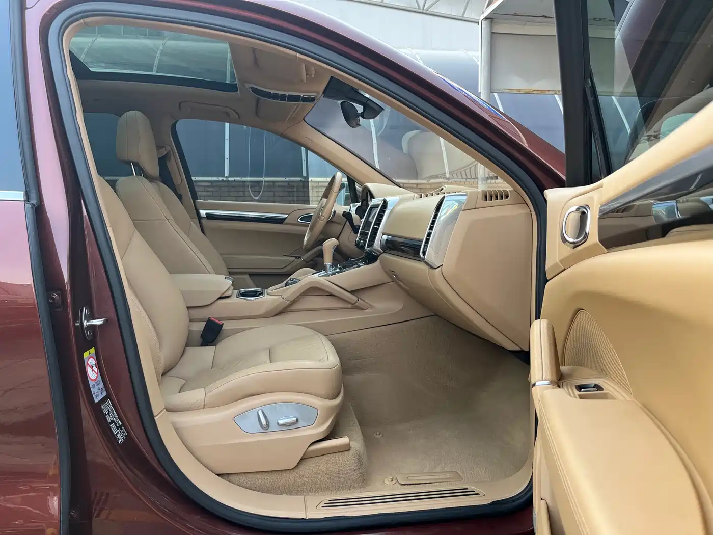 Porsche Cayenne 2011 Cayenne 3.0T фото 22