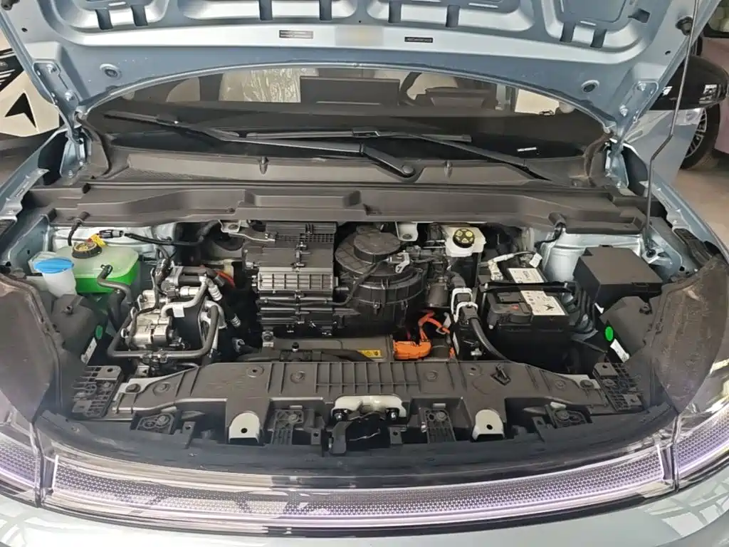 ARCFOX T1 2026 2025 425 Mid-range Version