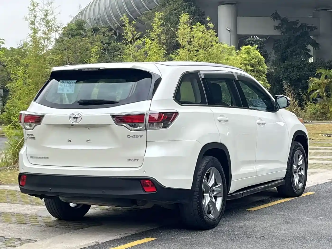 Toyota Highlander 2015 2.0T FWD Luxury Edition 7-seater фото 16