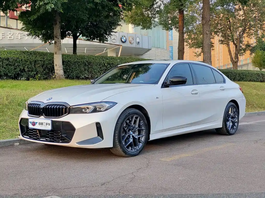 BMW 3 Series 2026 2025 330Li M Sport Night Edition