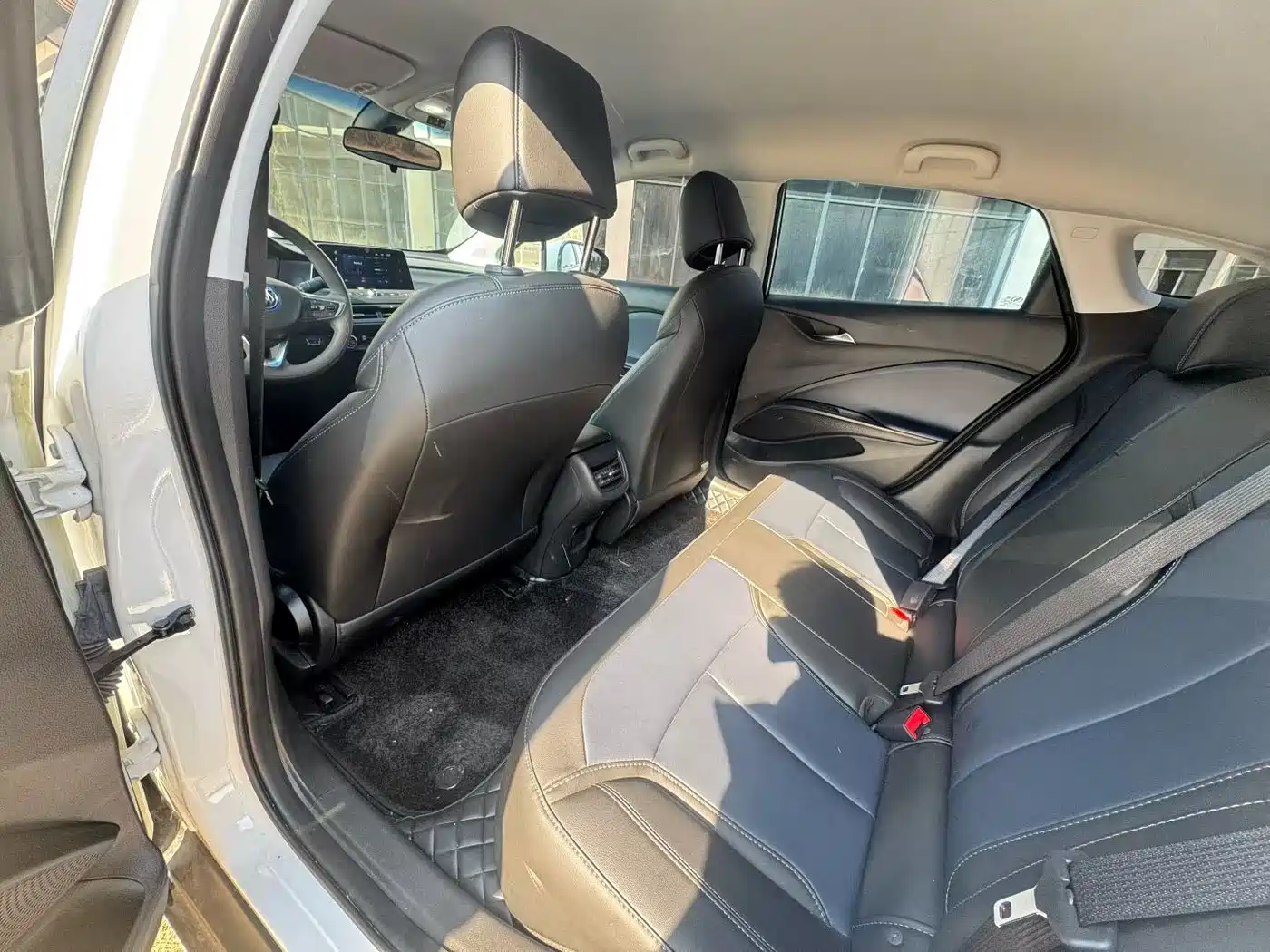 BUICK SLIGHTLY BLUE 6