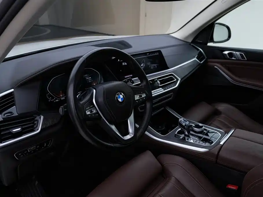 BMW X5 (Import) 2020 xDrive30i X Design Package фото 13