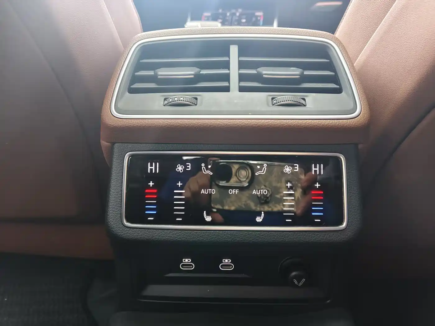 Audi A7L 2024 45 TFSI quattro Premium Luxury фото 12