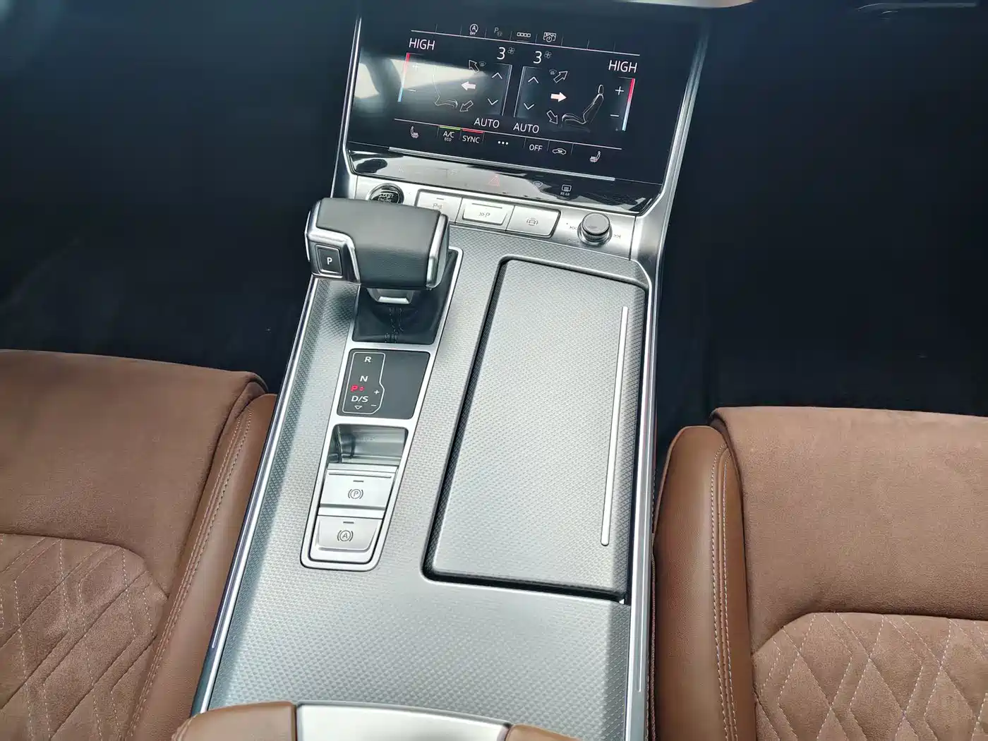 Audi A7L 2024 45 TFSI quattro Premium Luxury фото 13