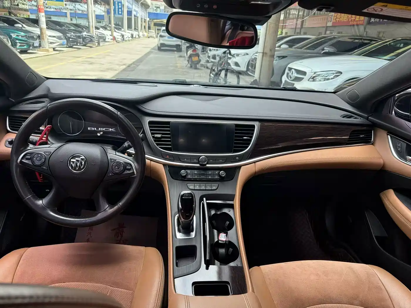 Фото 5 - Buick LaCrosse