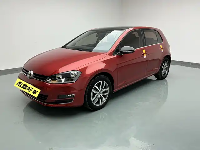 VOLKSWAGEN GOLF