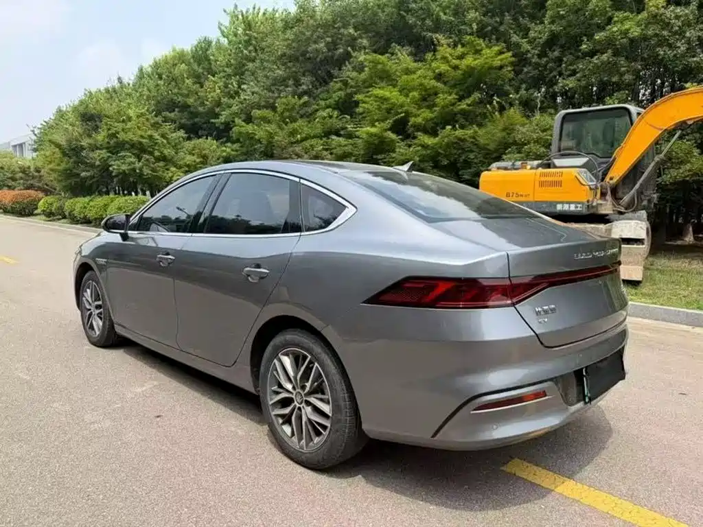 BYD Qin PLUS 2021 2021 EV 400KM Luxury Model