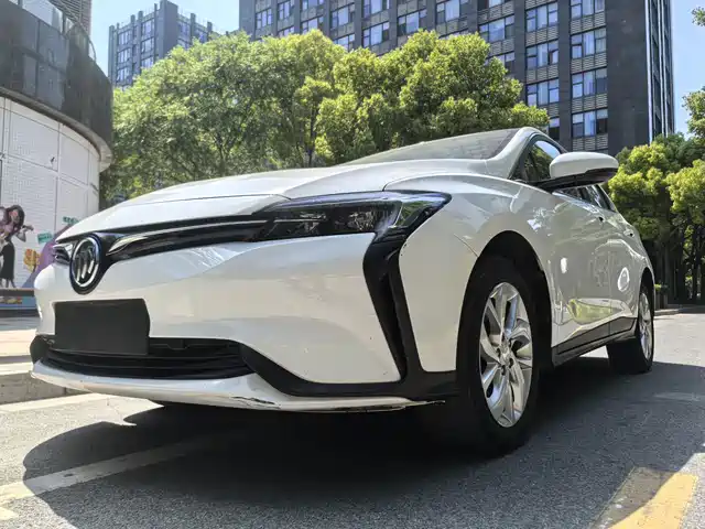 Buick Velite 6 430km, Комфорт