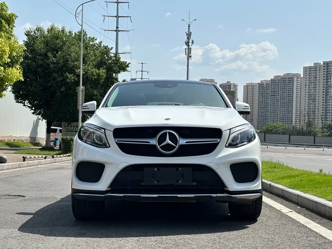 Mercedes-Benz GLE Coupe 2017 GLE 320 4MATIC Coupe SUV фото 2