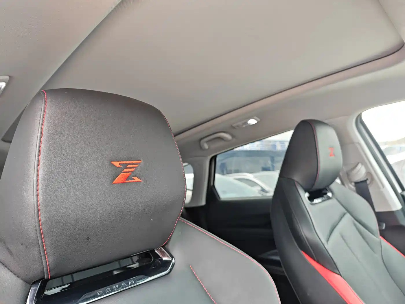 Changan Oshan Z6 2022 2022 Model Blue Whale 1.5T DCT Smart Navigation Type