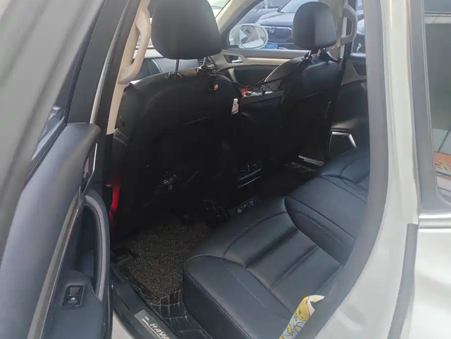 Фото 11 - Haval H7